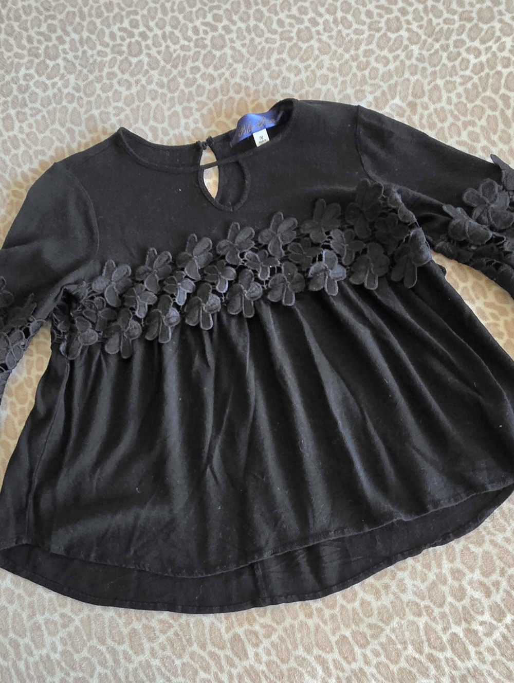 ☆ Blue Rain Black Gauze Top W/Crochet Floral Insets Size M - Picture 12 of 13